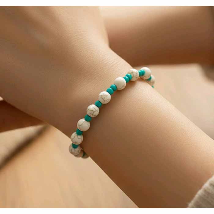 Howlite & Glass Beaded Bracelet