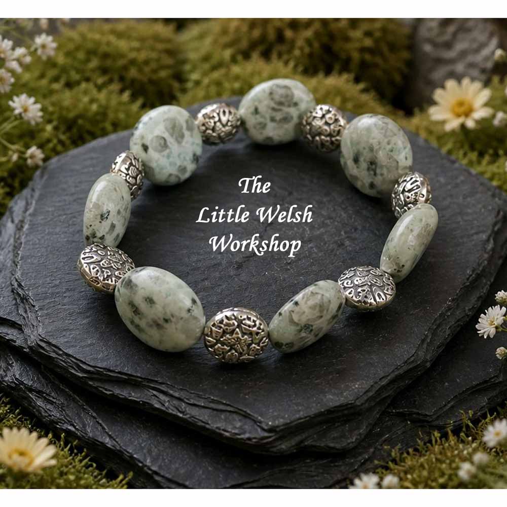 Kiwi Jasper Bracelet